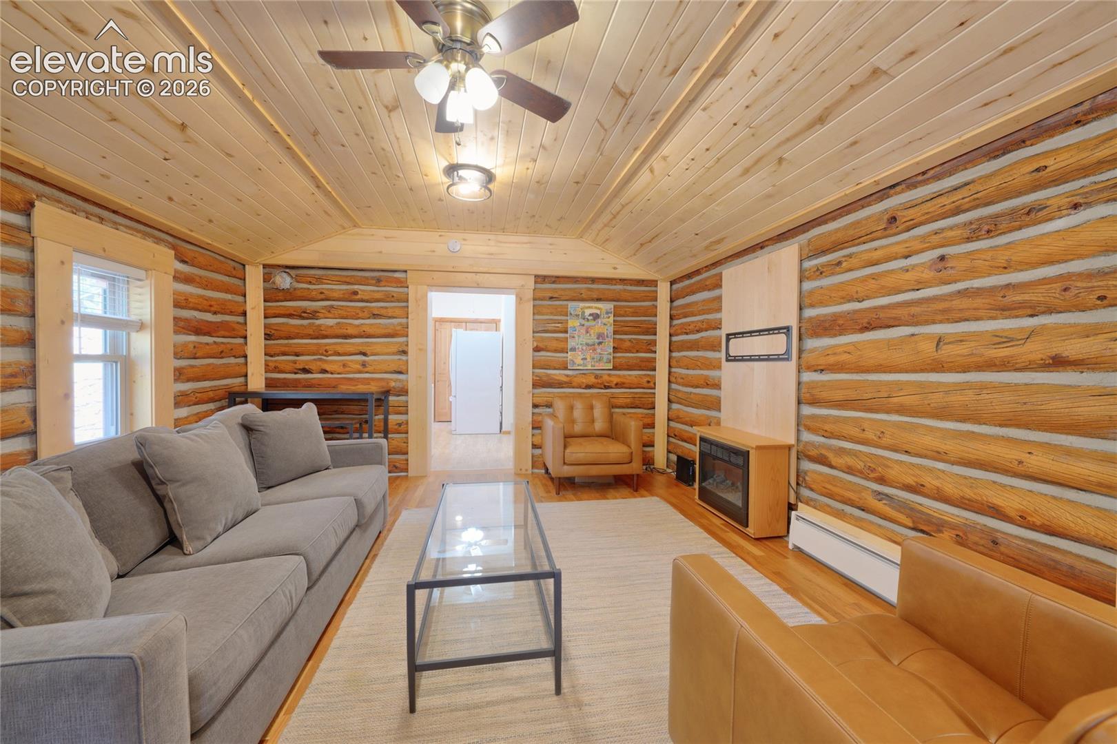 6865 Howard Street, photo 9