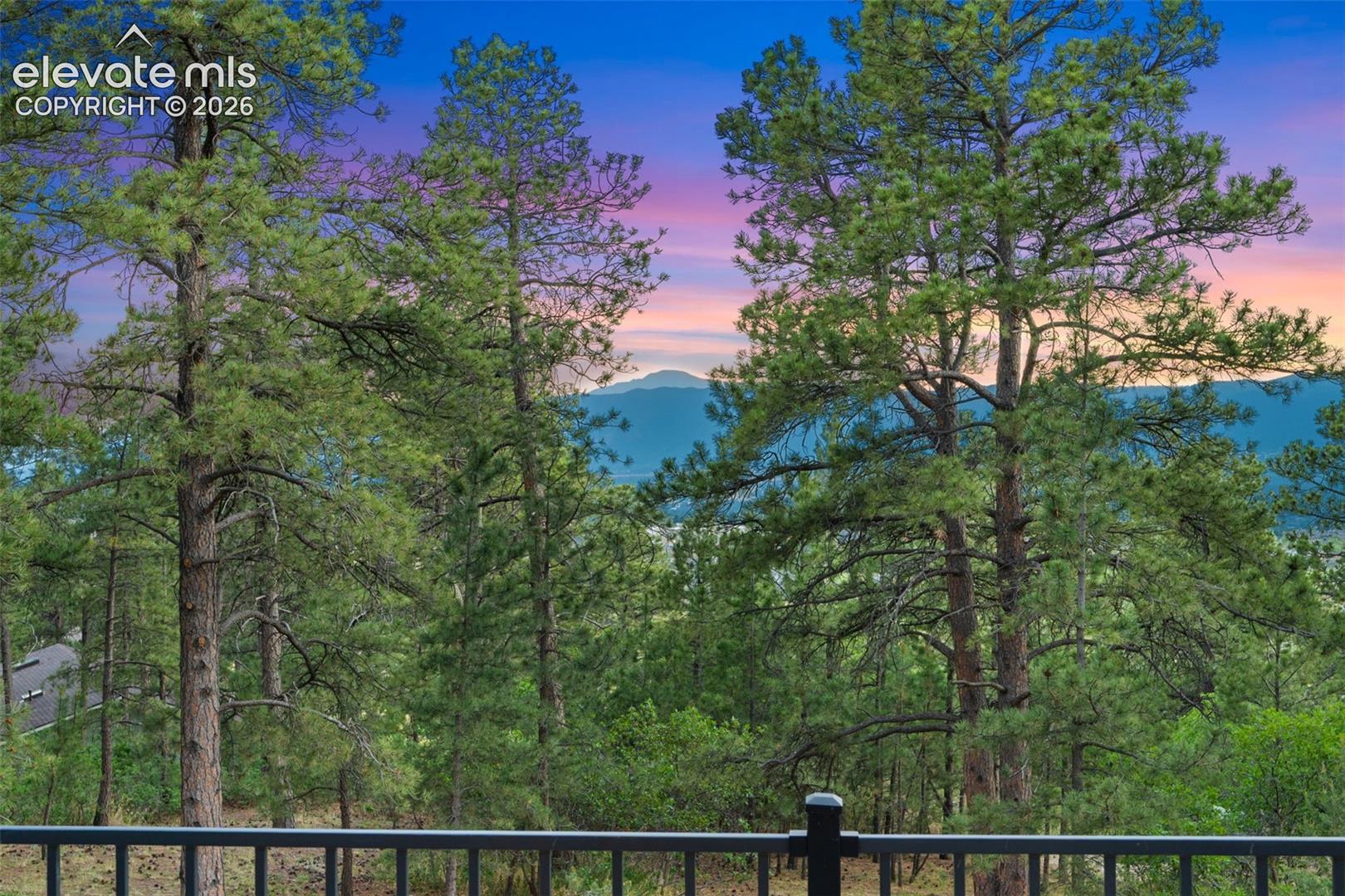Listing photo 43 for 1675 Oakwood Drive