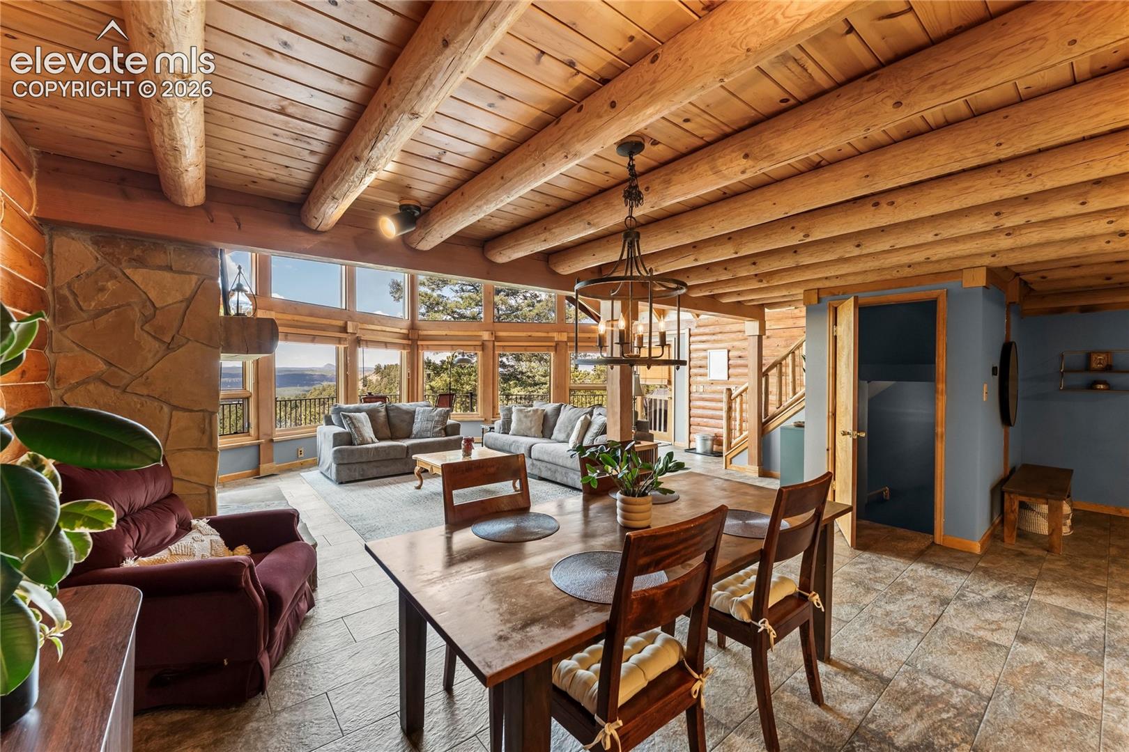 Listing photo 9 for 102 Douglas Fir Lane