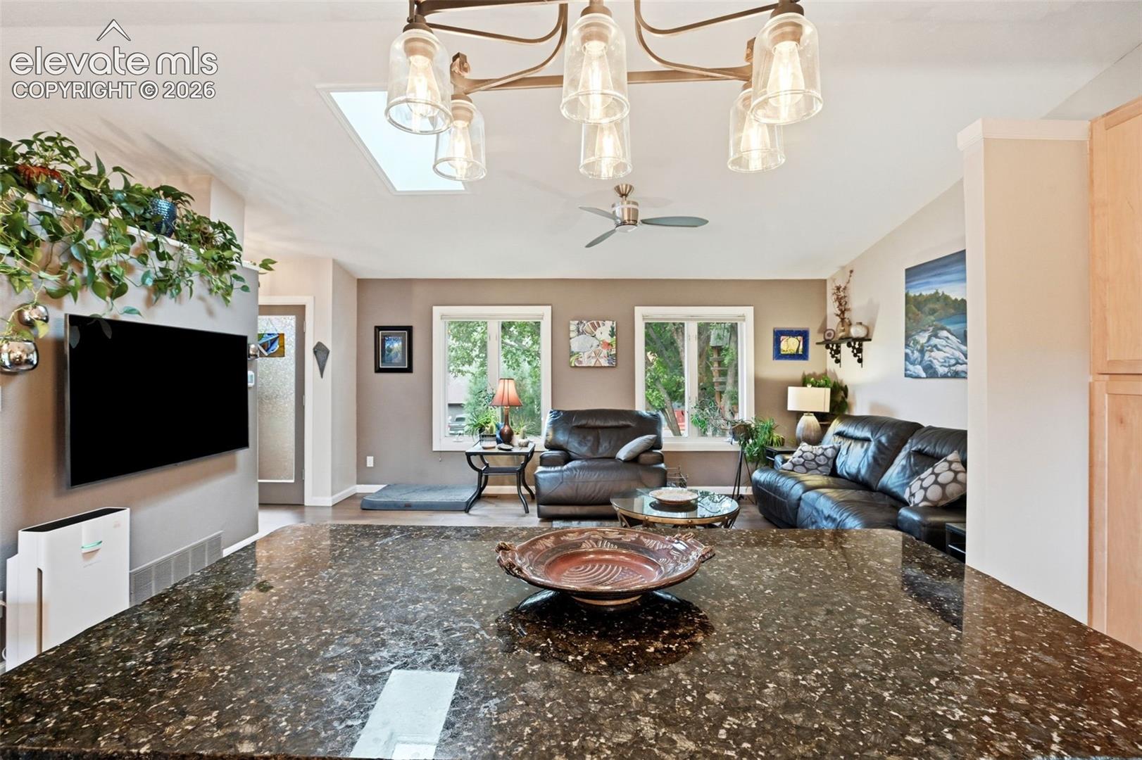 Listing photo 13 for 4 Stover Lane