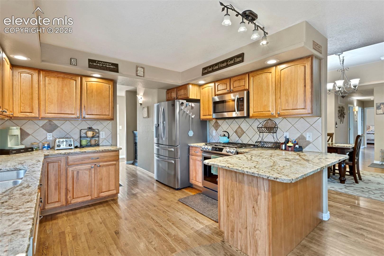 Listing photo 10 for 16 Spruce Circle