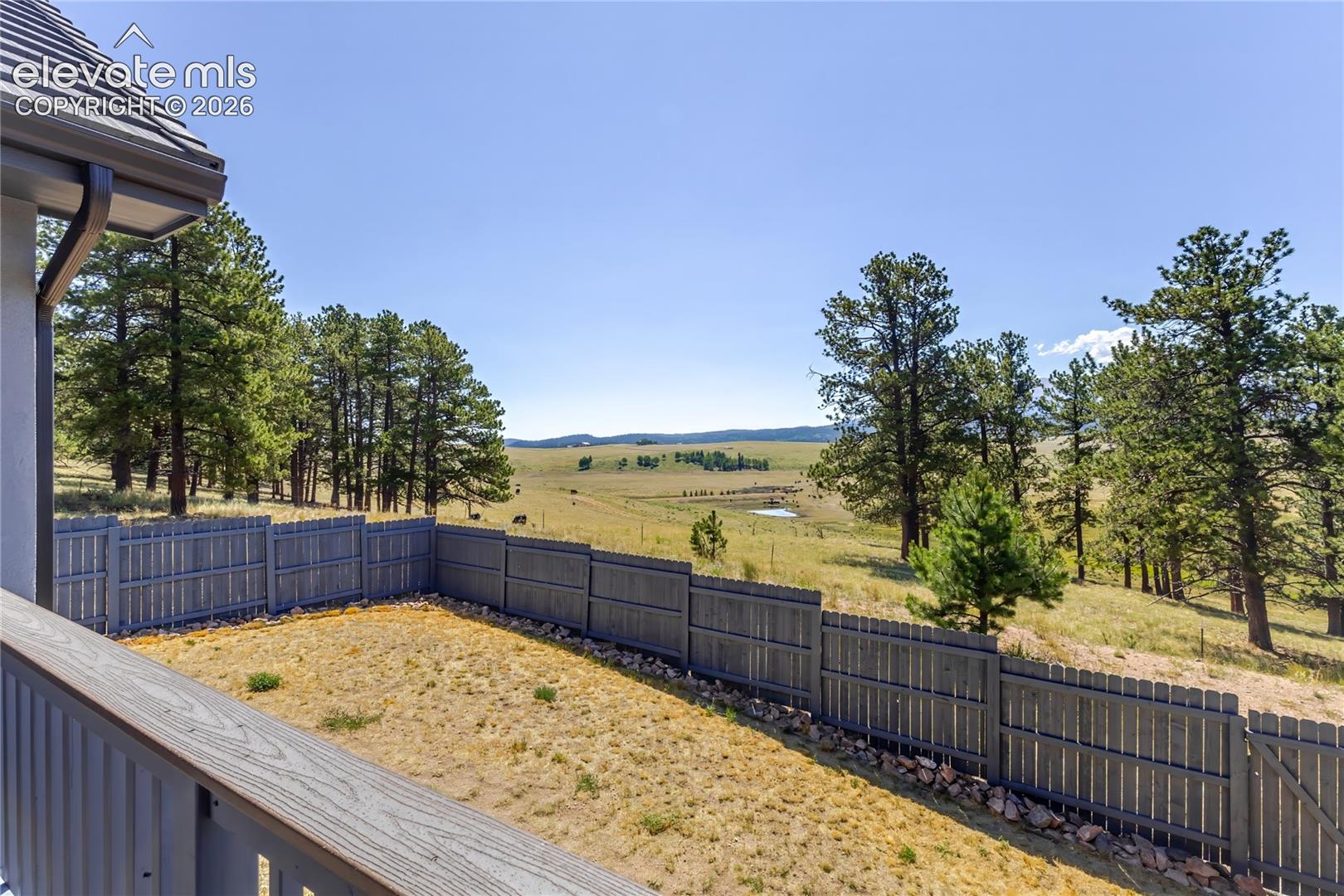 Listing photo 48 for 407 Silvermoon Heights