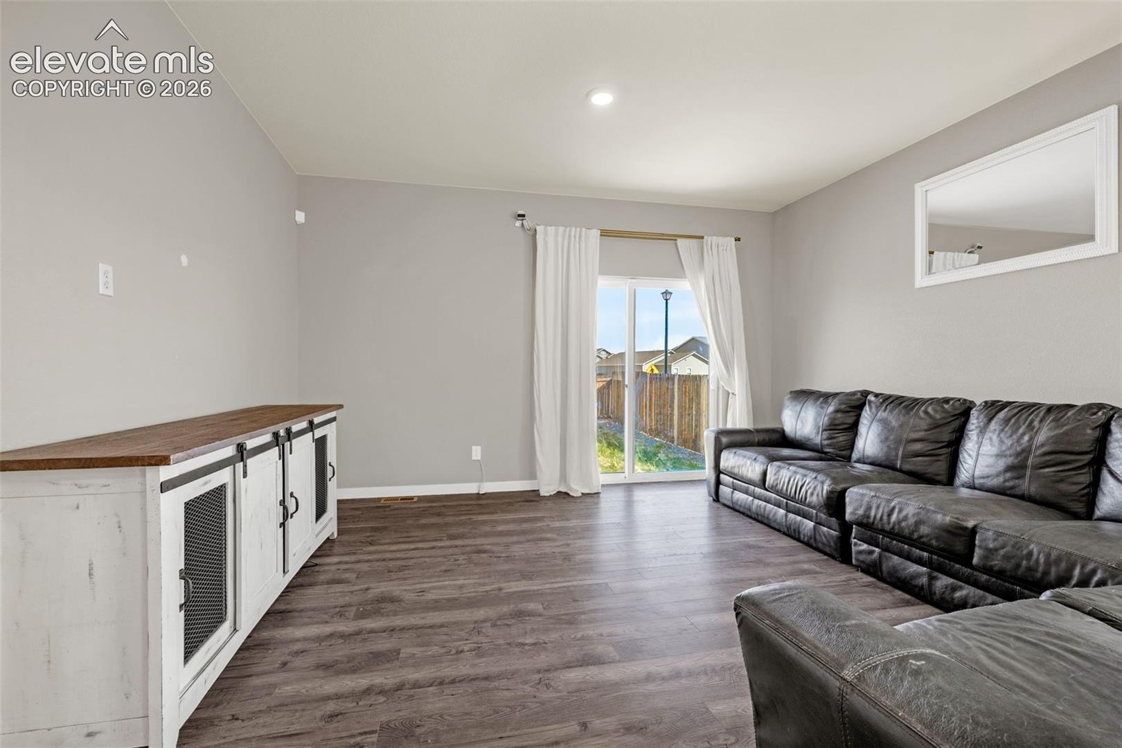 10188 Castor Drive, photo 6
