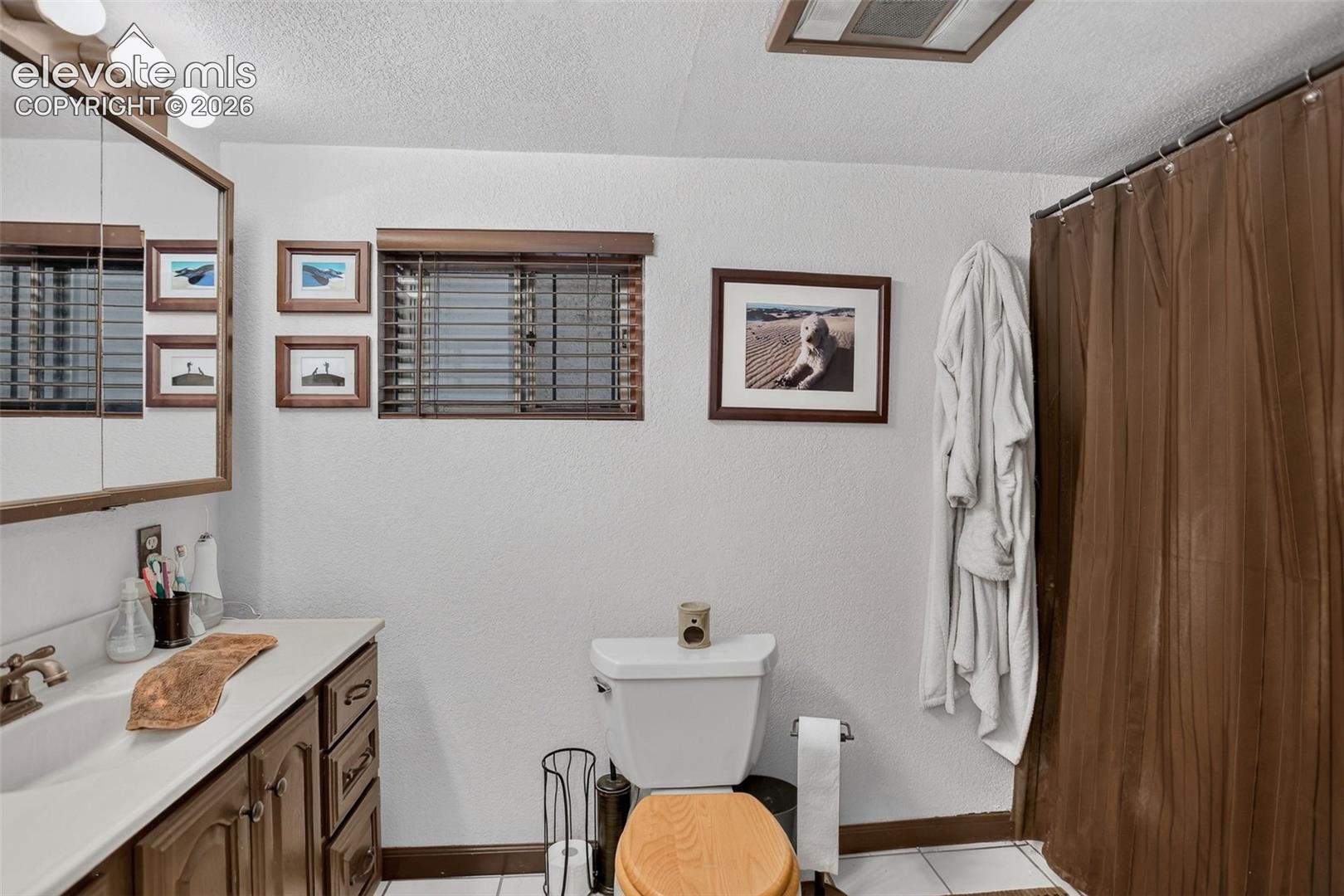 Listing photo 22 for 450 S Quitman Street