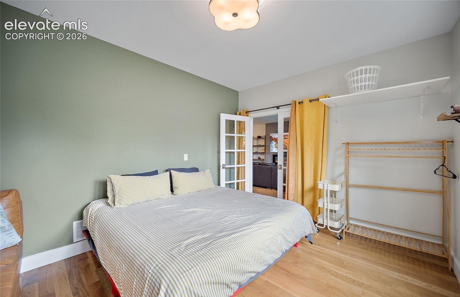 Listing photo 21 for 1007 E Boulder Street