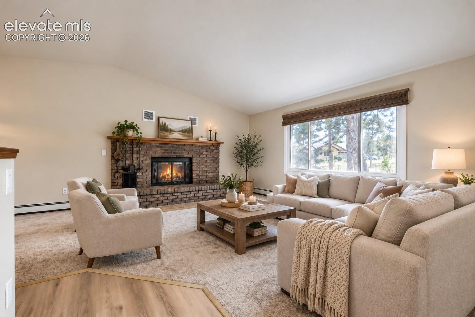 Listing photo 4 for 12295 Domino Way