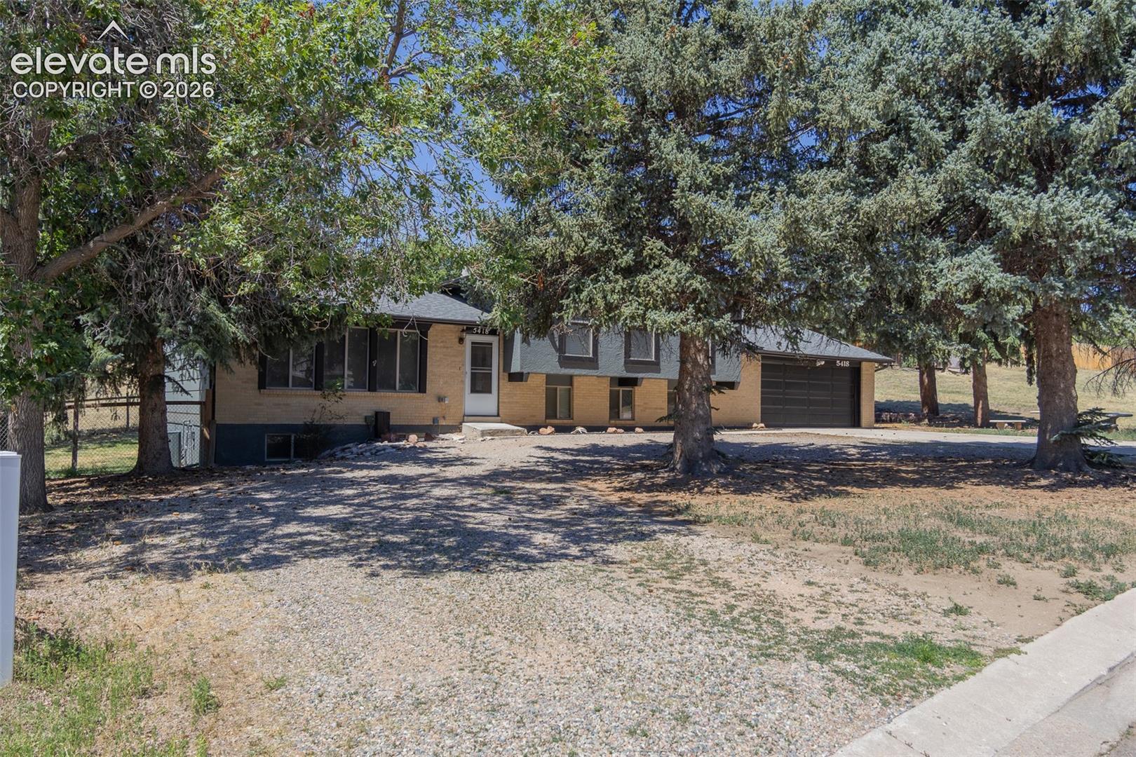 5418 Alta Loma Road
