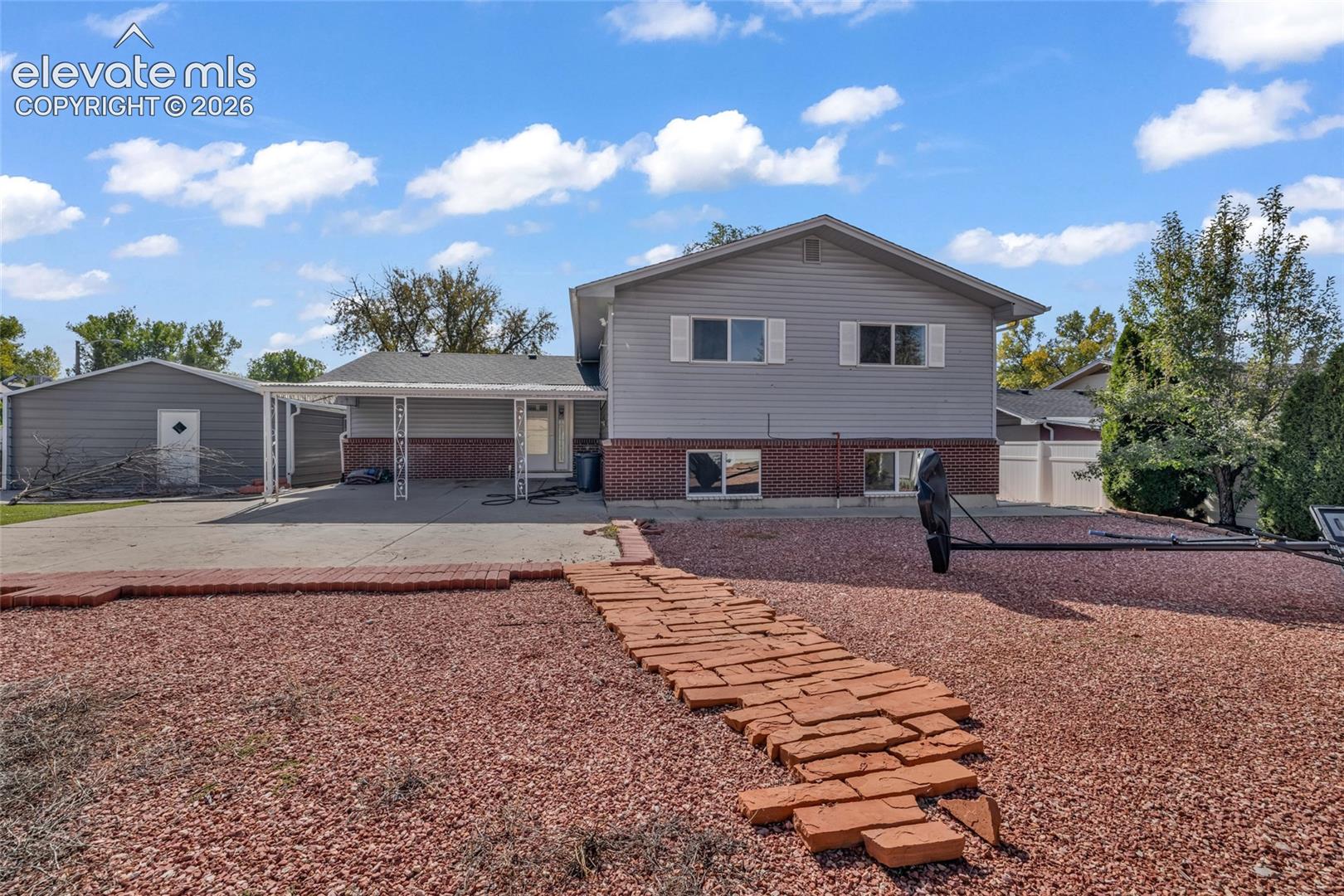 Listing photo 25 for 444 Eudora Street