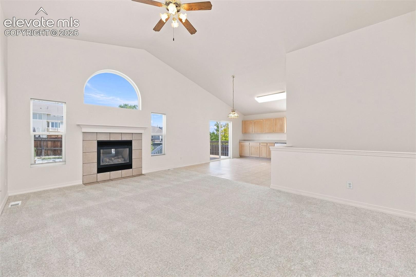 Listing photo 2 for 1076 Linda Mood Drive