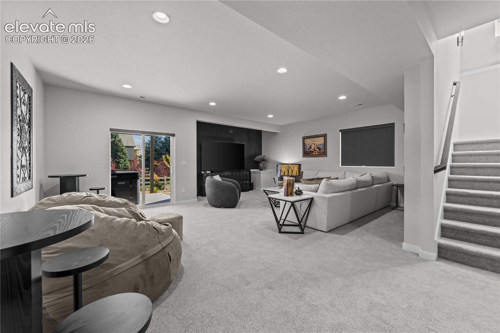 Listing photo 49 for 6575 Vistancia Avenue