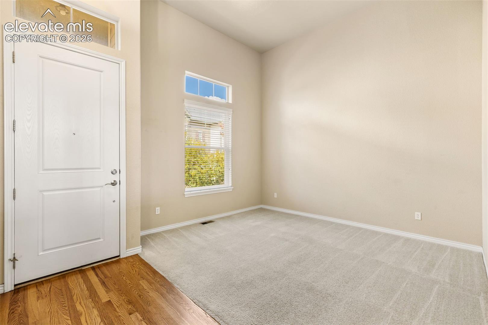 Listing photo 12 for 3312 Ironton Creek Point