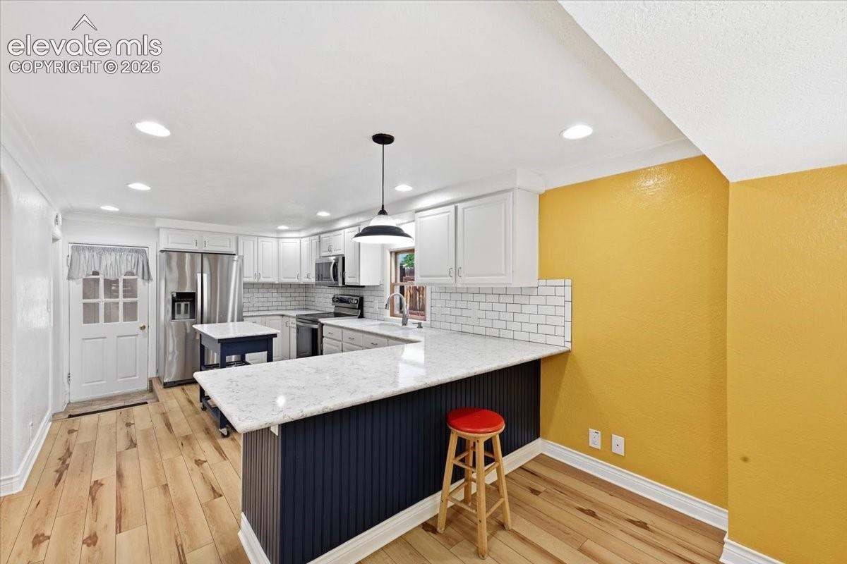 912 Sheridan Avenue, photo 30