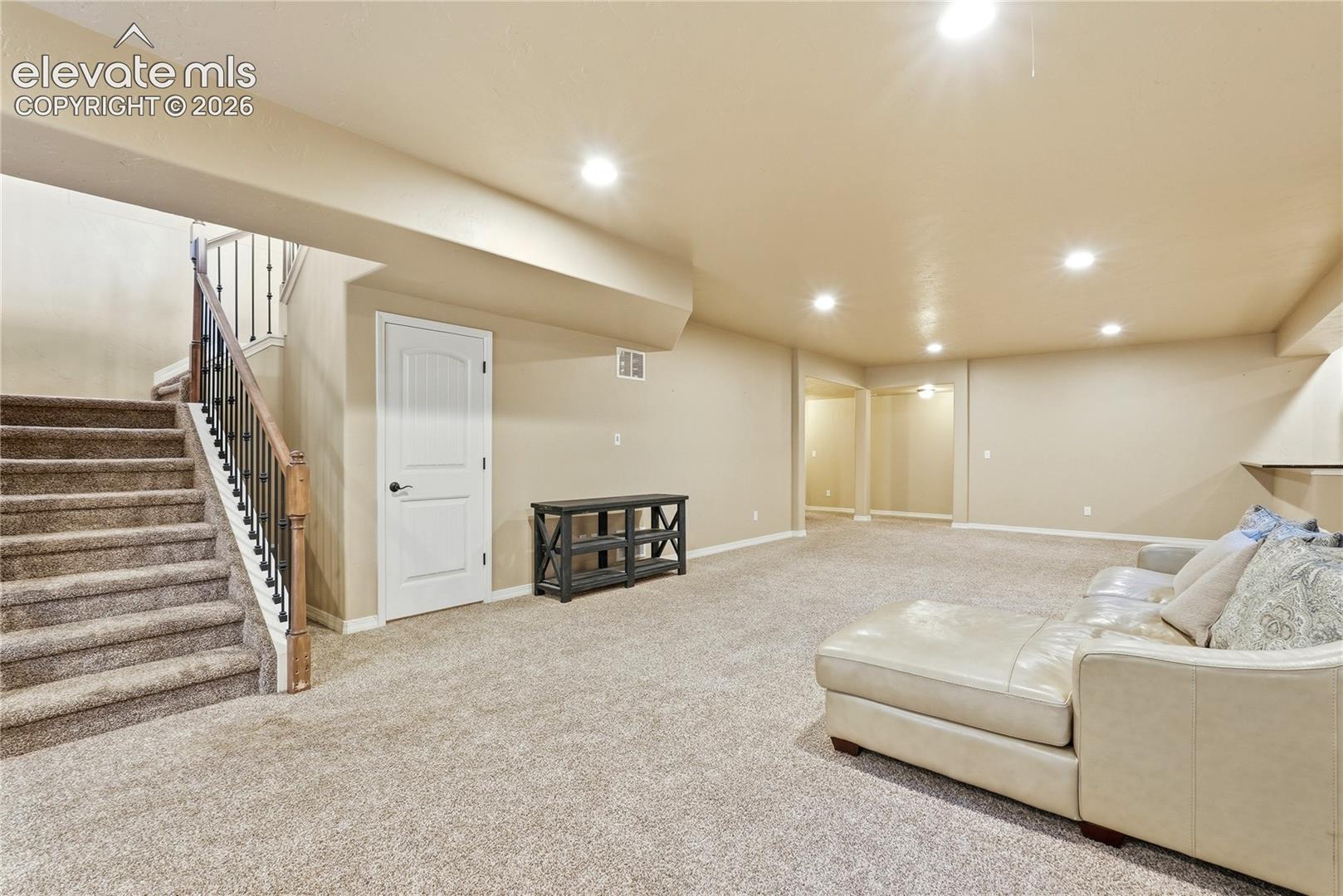 Listing photo 32 for 1908 Turnbull Drive
