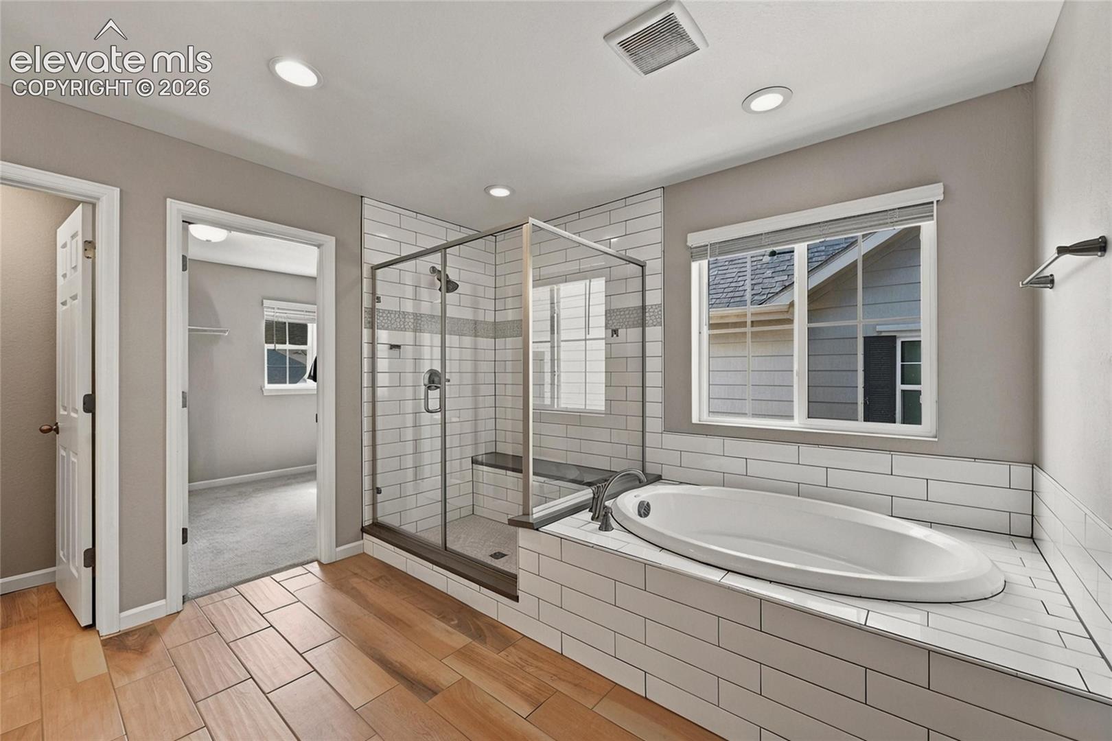 Listing photo 28 for 27645 E Geddes Place