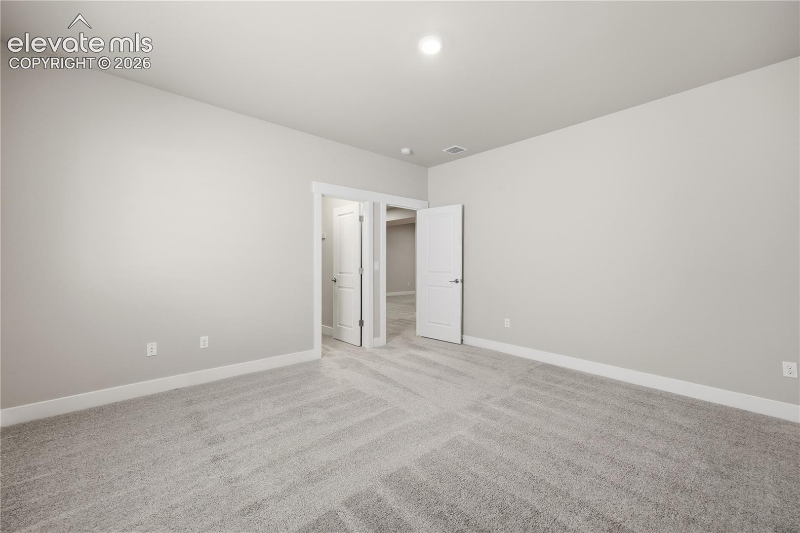 Listing photo 23 for 7650 Almond Wood Loop