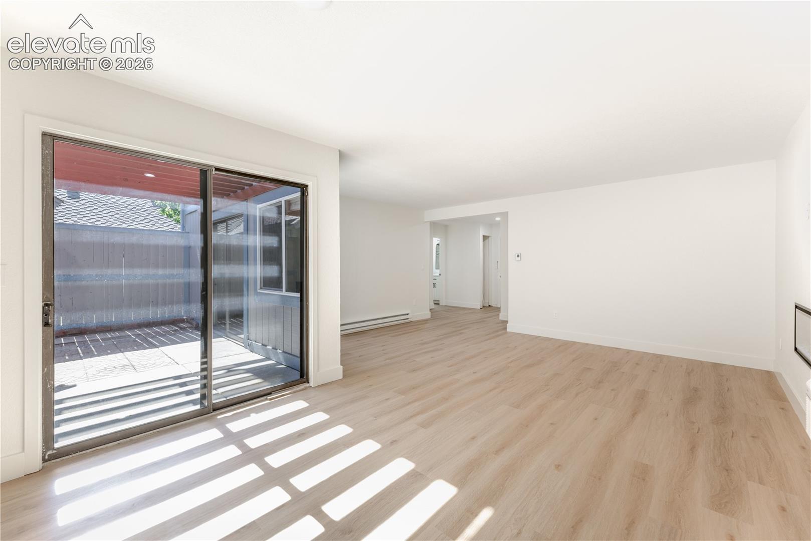 Listing photo 6 for 2522 S Worchester Court E
