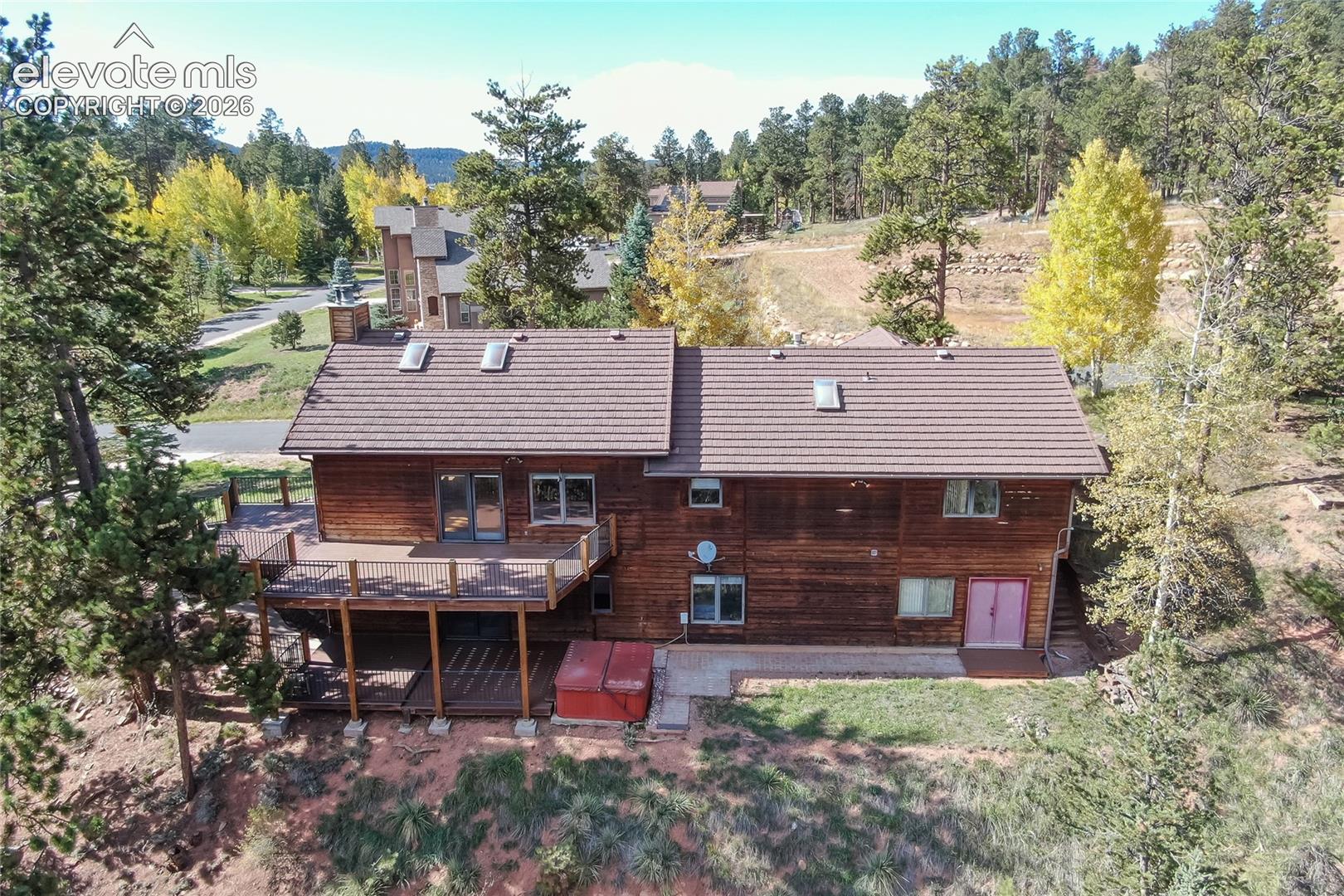 Listing photo 35 for 1325 Kings Crown Road