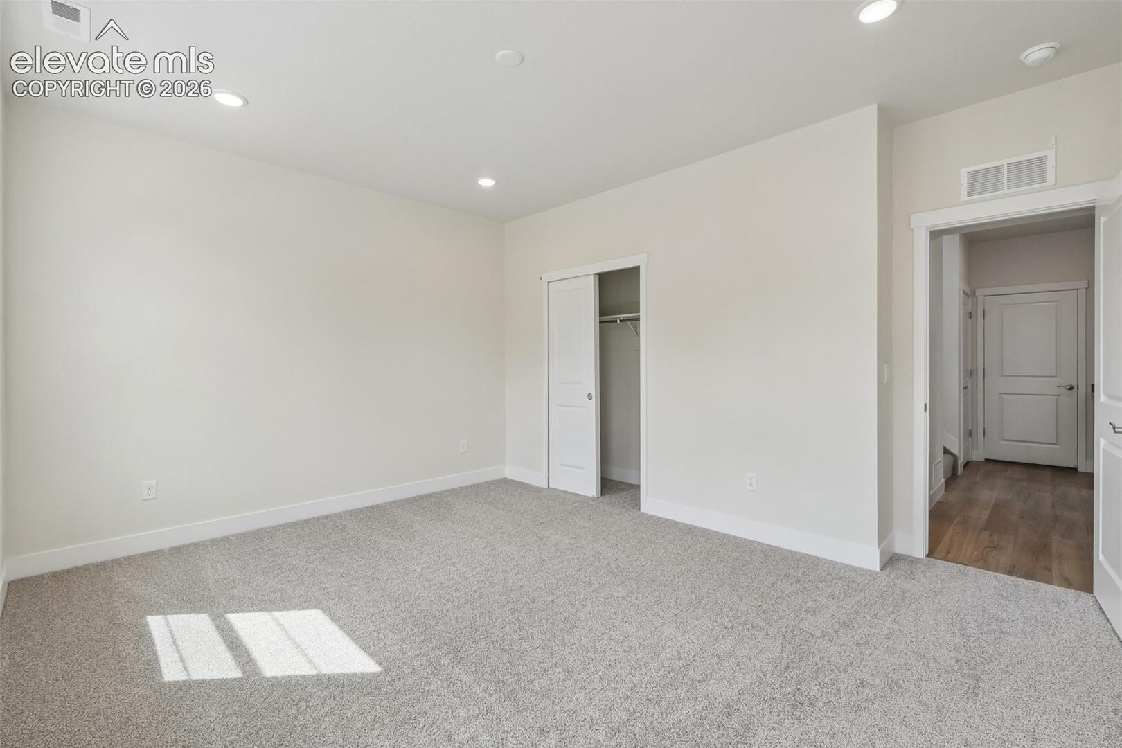 Listing photo 16 for 3005 Curly Grove