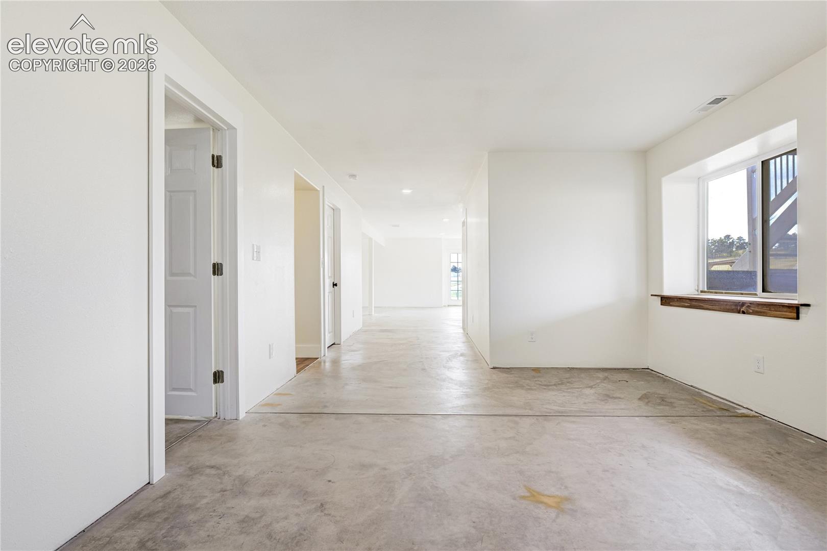 Listing photo 32 for 17650 Fremont Fort Drive