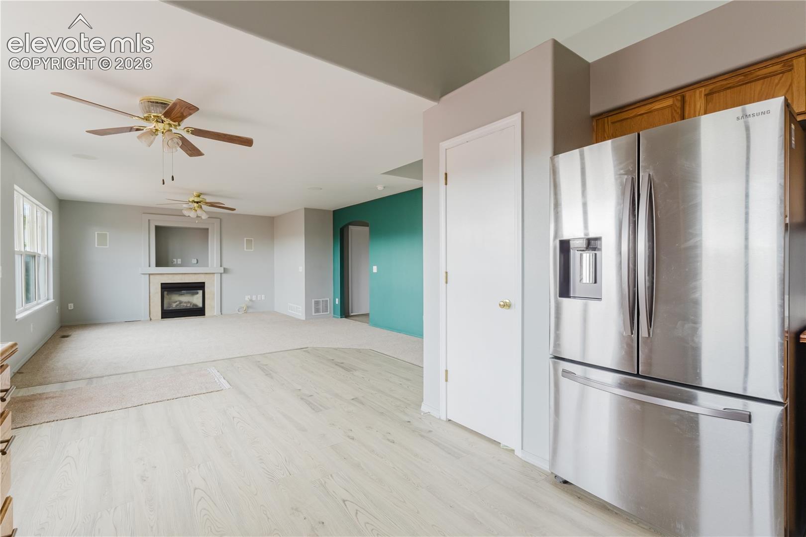 Listing photo 11 for 8156 Oliver Road
