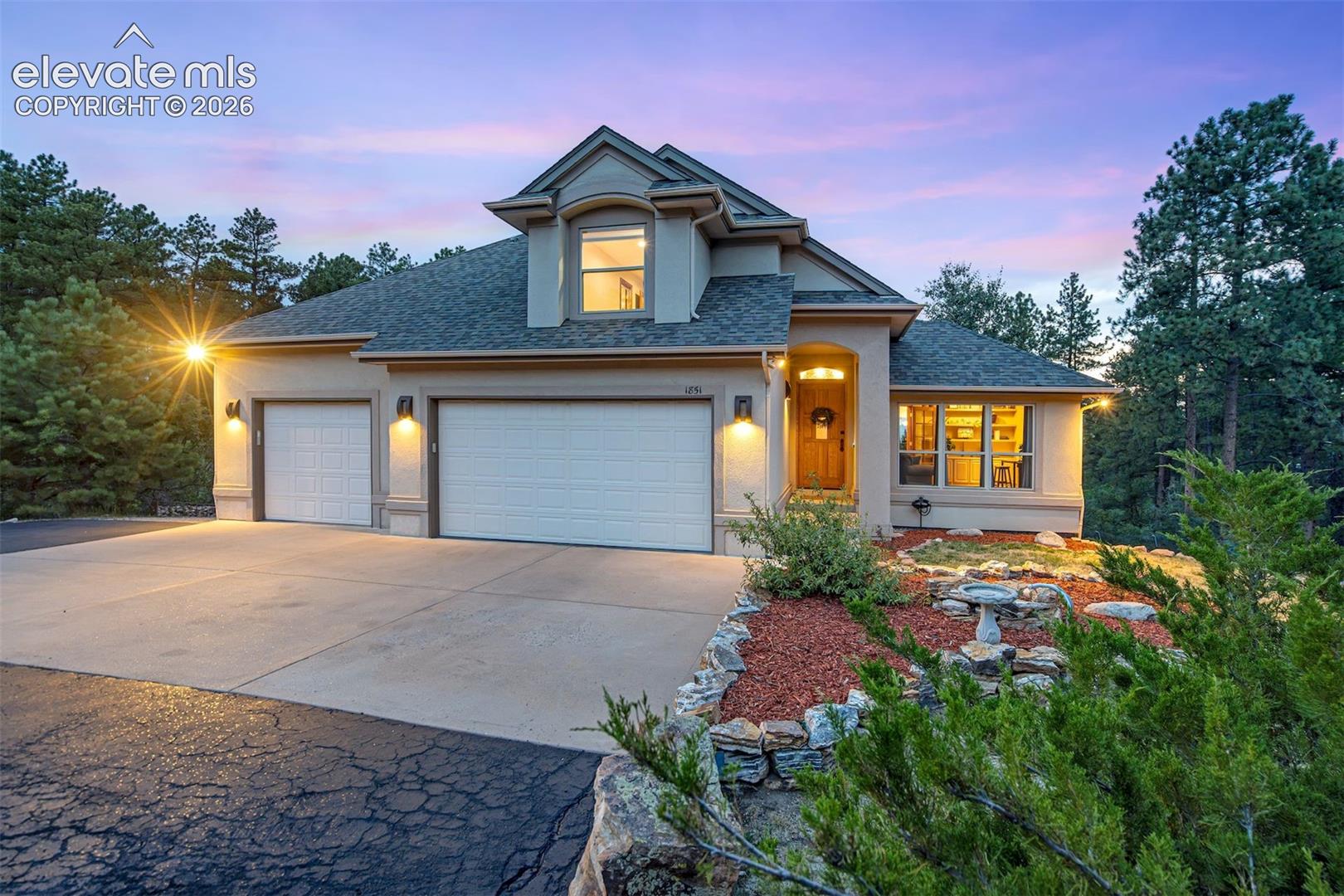 Listing photo 3 for 1851 Gore Drive