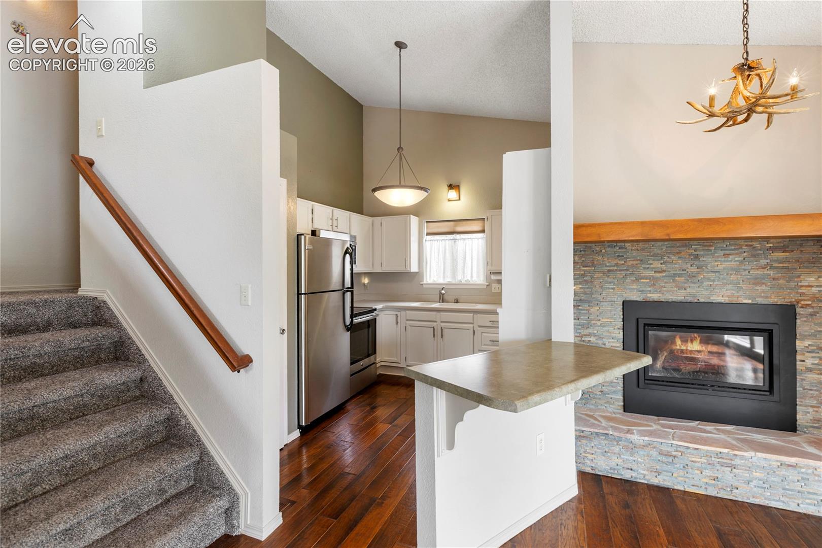 540 Greenway Court, photo 17
