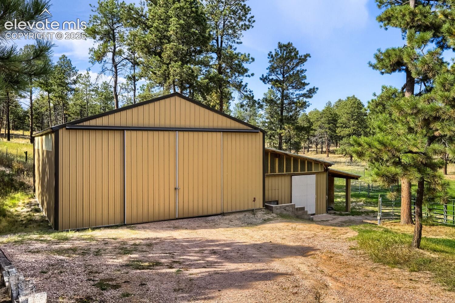 Listing photo 38 for 12295 Domino Way