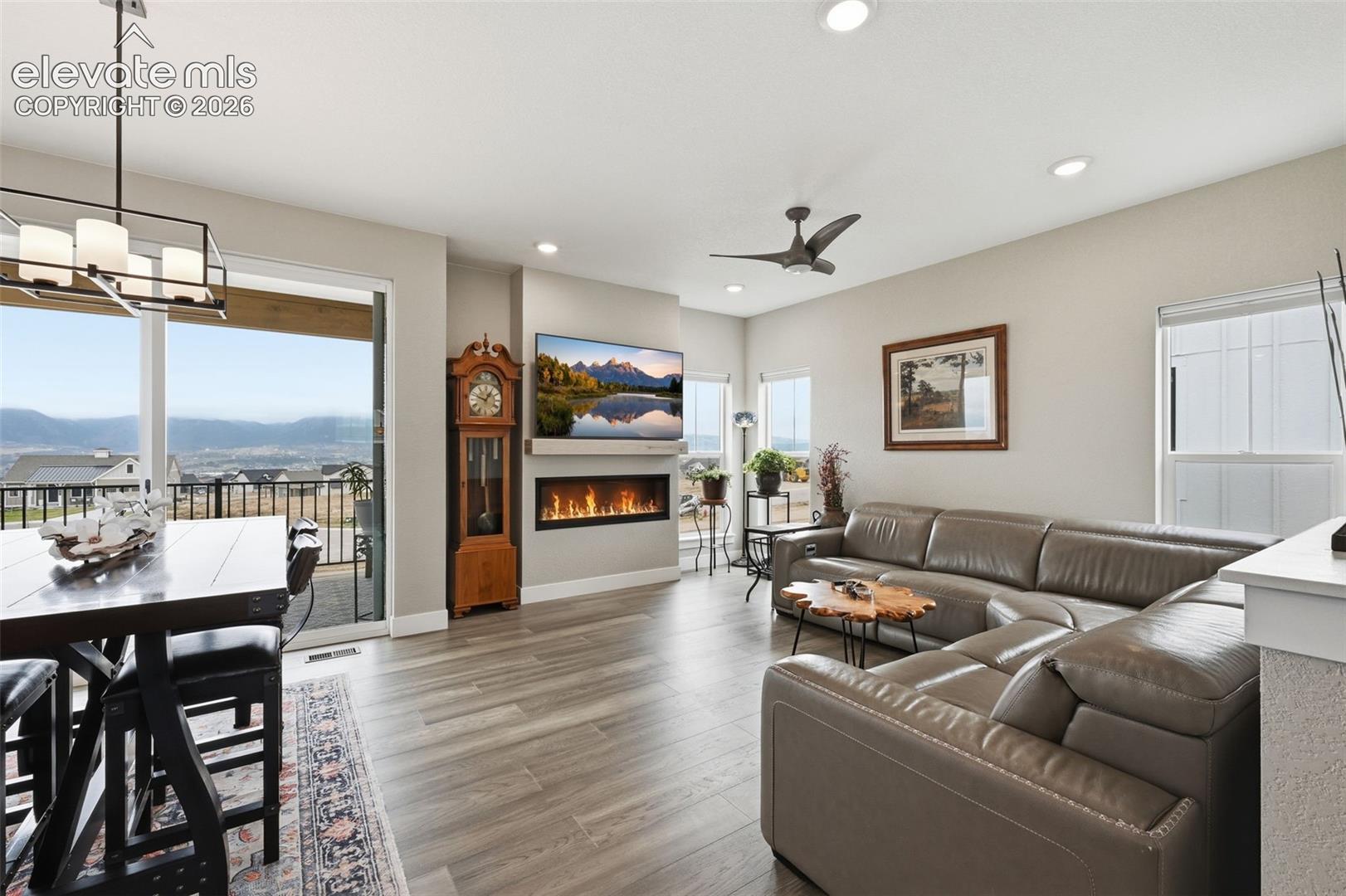 Listing photo 7 for 16300 Monument Rock Court