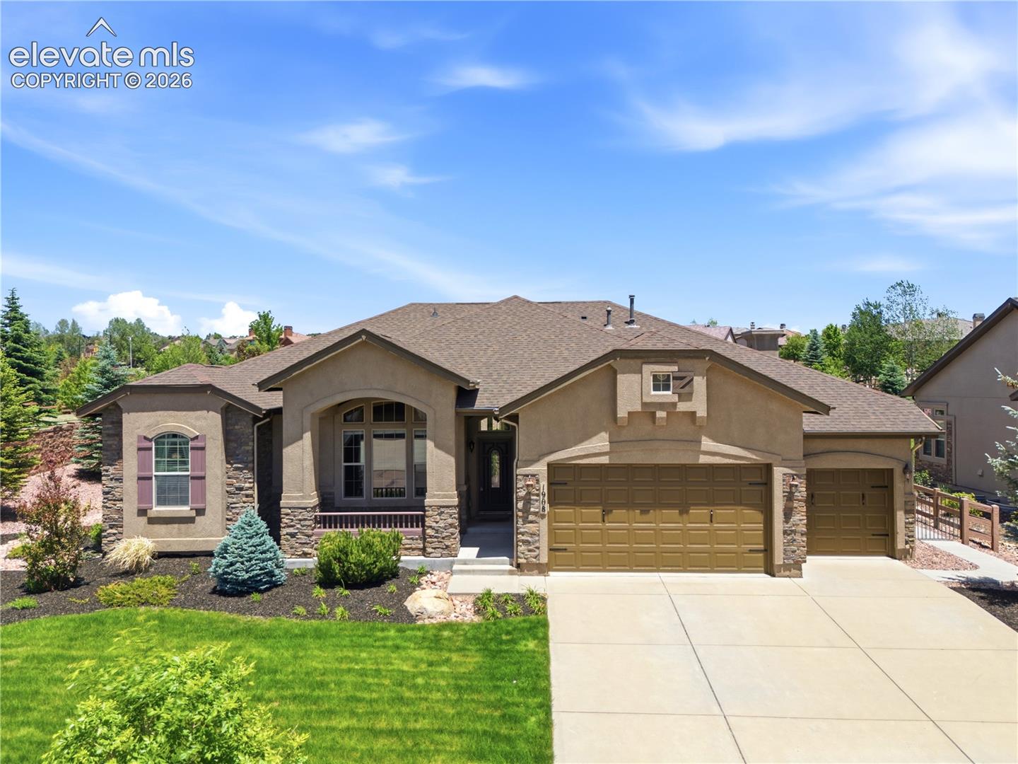 Listing photo 2 for 1908 Turnbull Drive