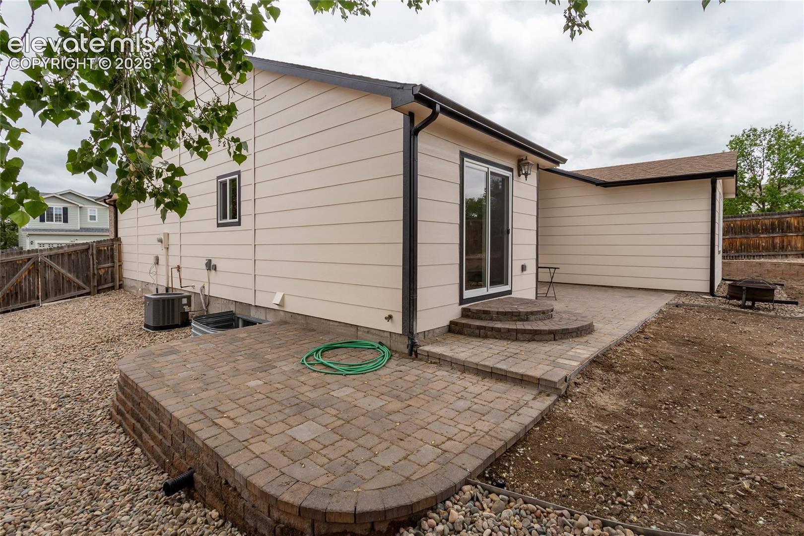 Listing photo 32 for 1504 Ancestra Drive