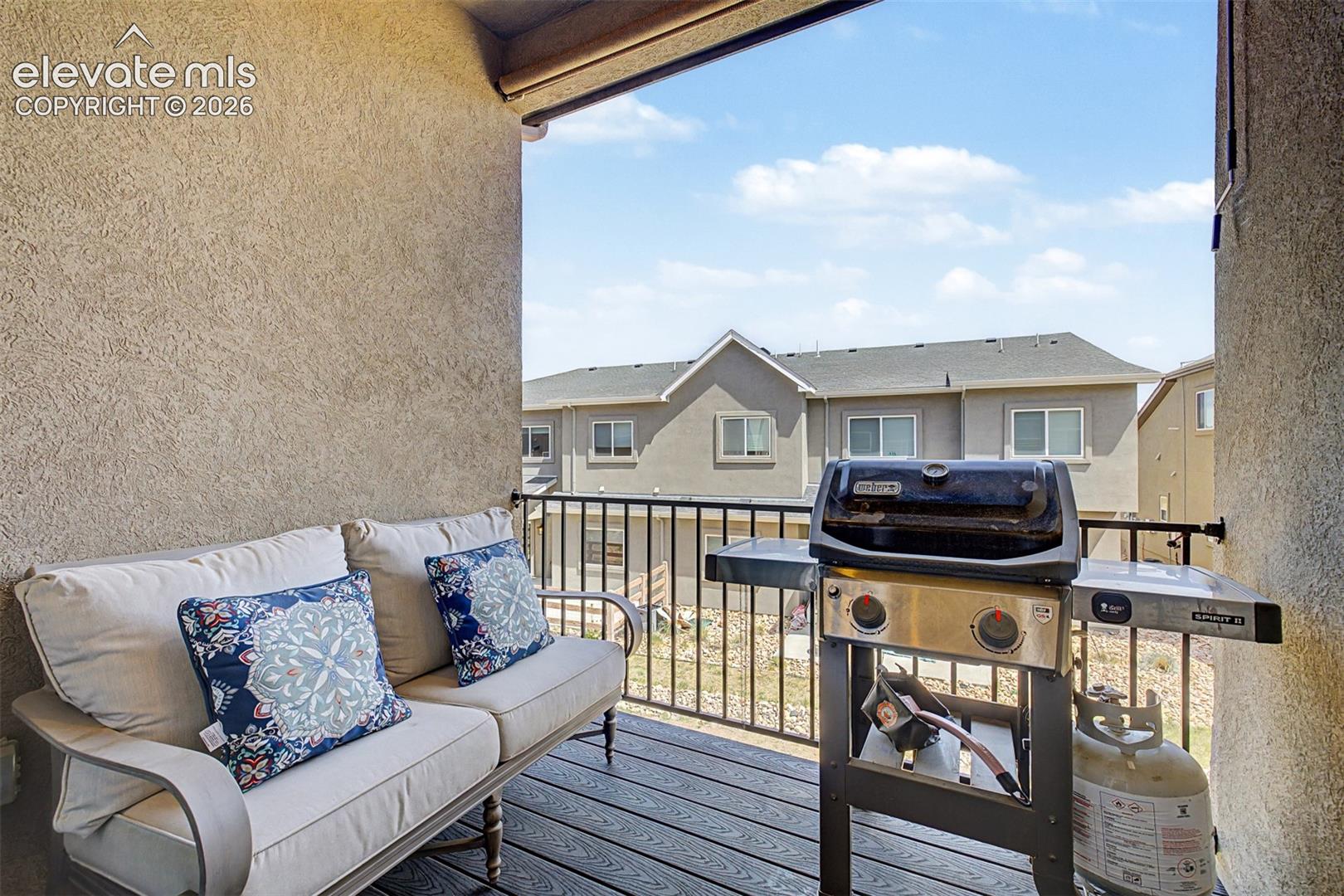 Listing photo 33 for 5675 Villa Lorenzo Drive