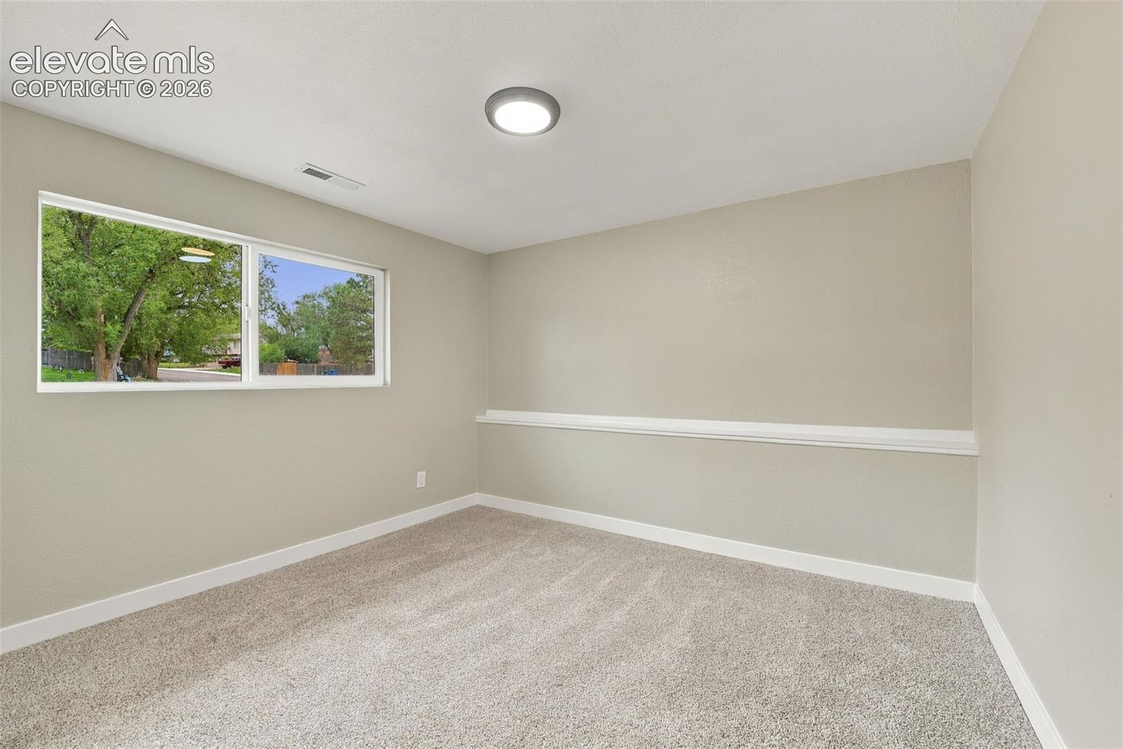 Listing photo 31 for 1144 Kachina Drive