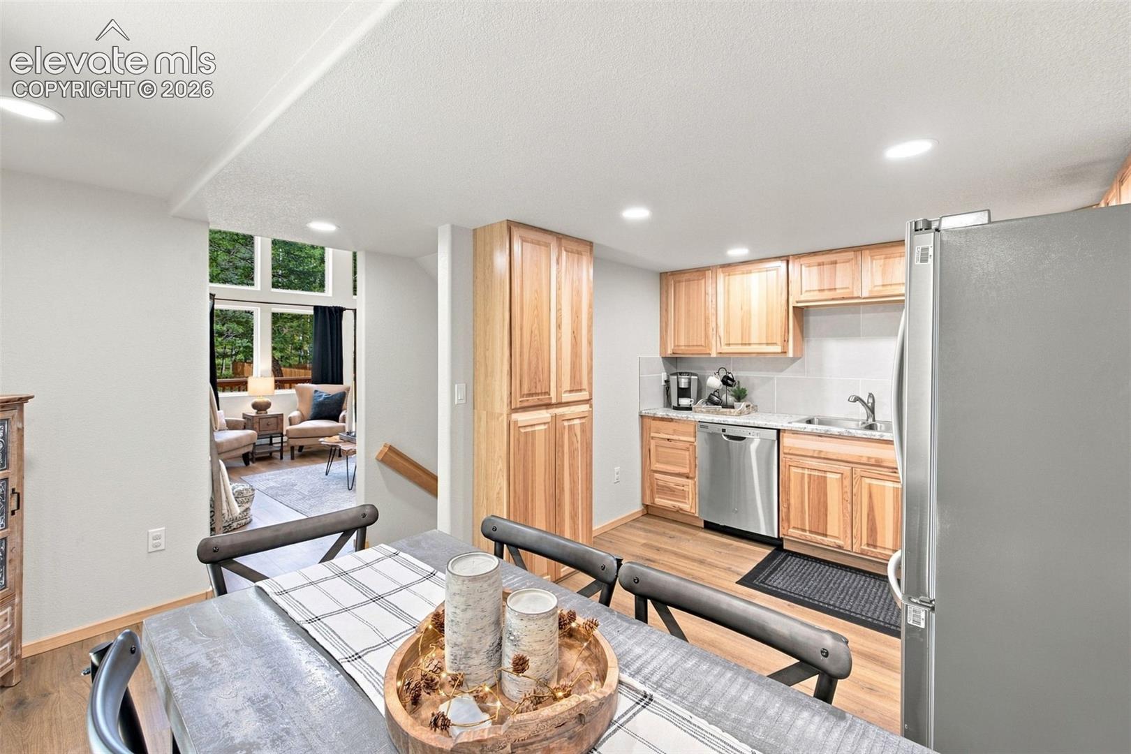 Listing photo 6 for 28 Joseph Road