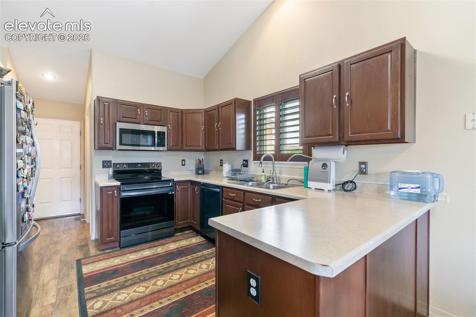 Listing photo 10 for 11689 Allendale Drive