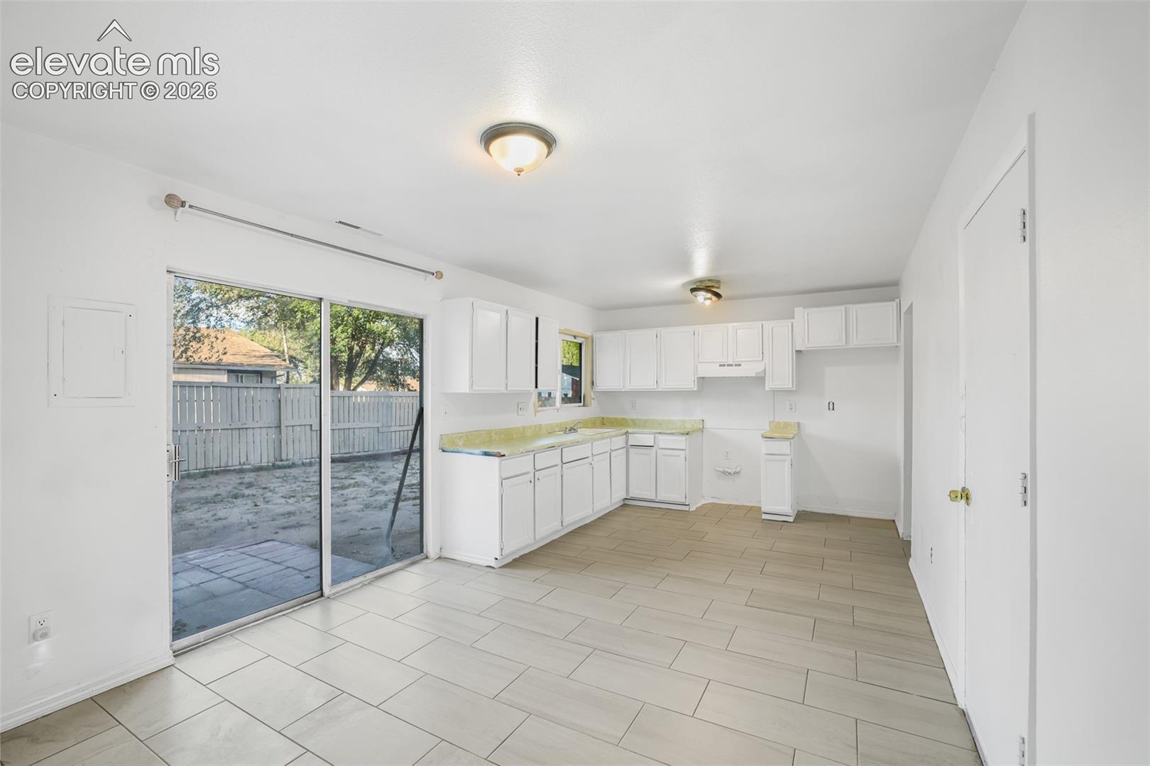 3463 Springnite Drive, photo 8