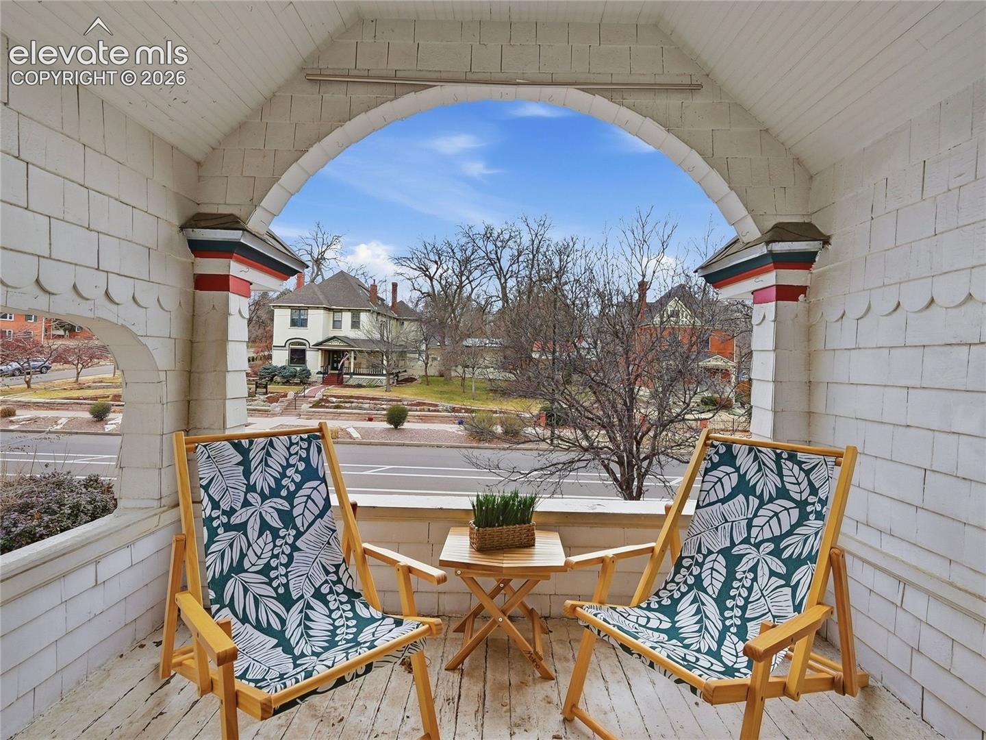 Listing photo 6 for 1912 N Greenwood Street