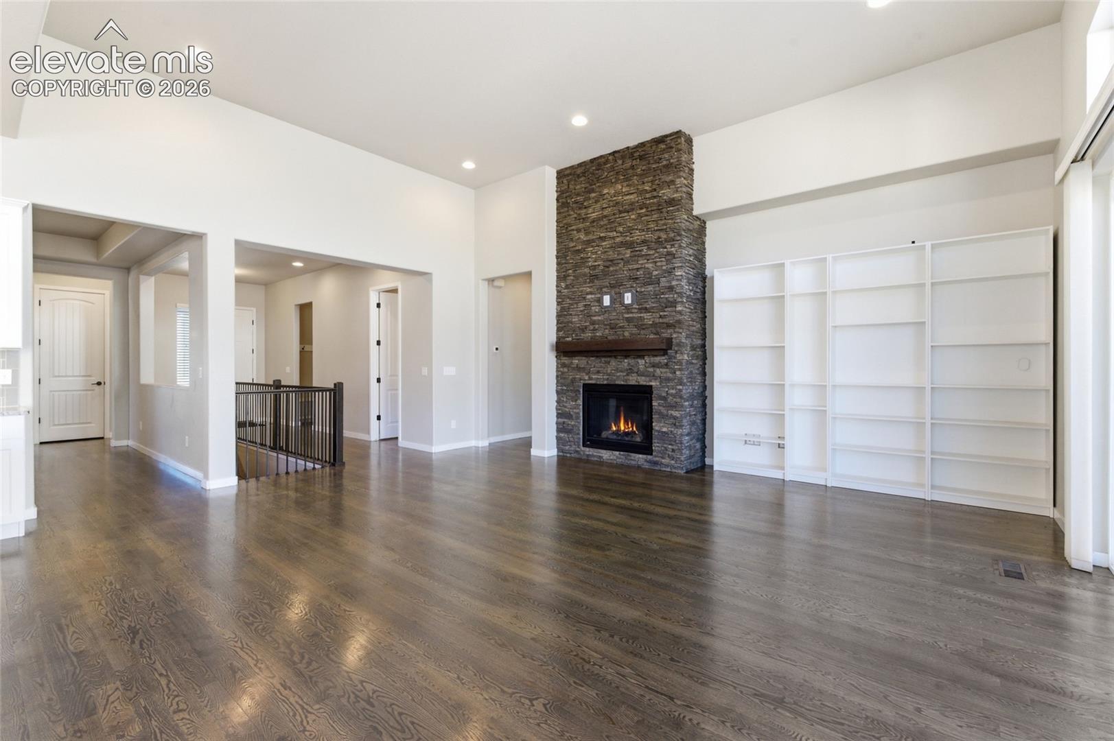 Listing photo 7 for 1878 Walnut Creek Court