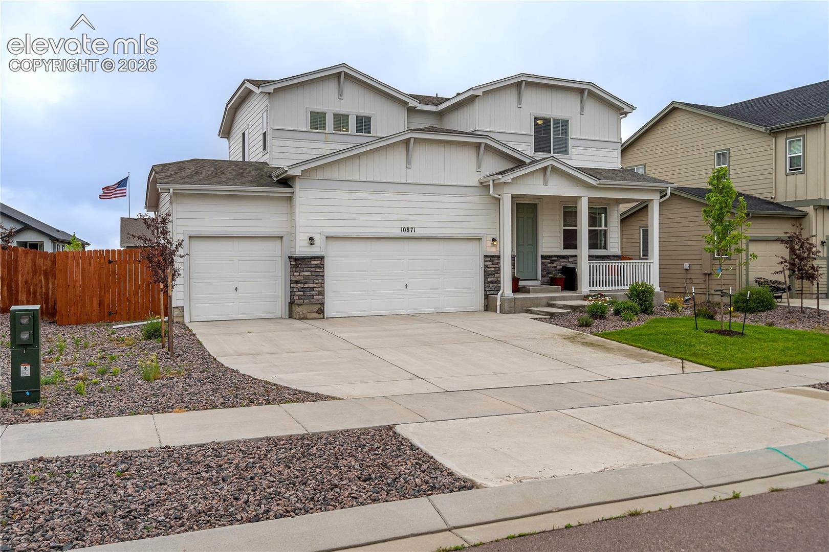 Listing photo 2 for 10871 Rolling Peaks Drive