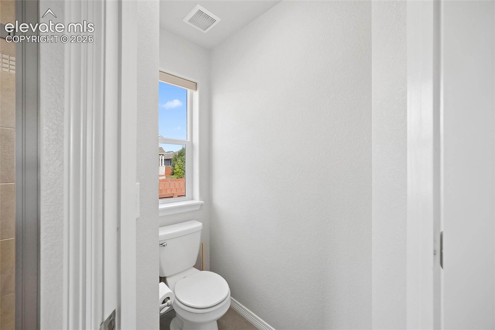 Listing photo 25 for 9790 Vistas Park Drive
