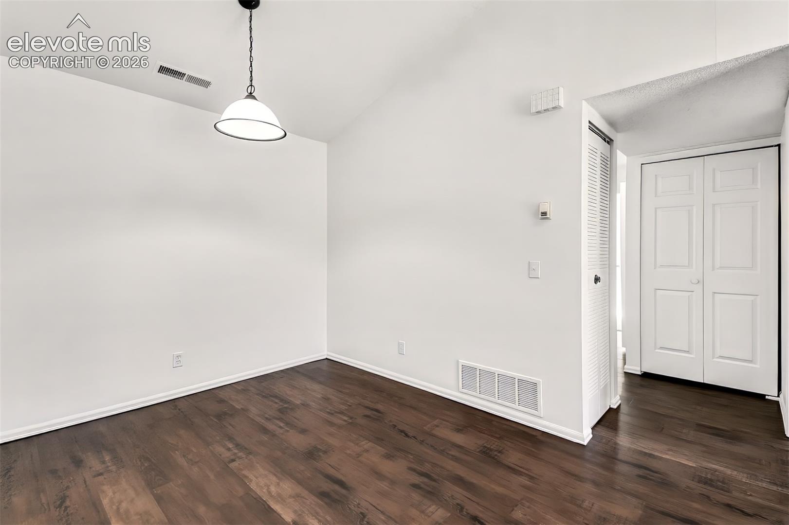 Listing photo 8 for 840 Tenderfoot Hill Road 204