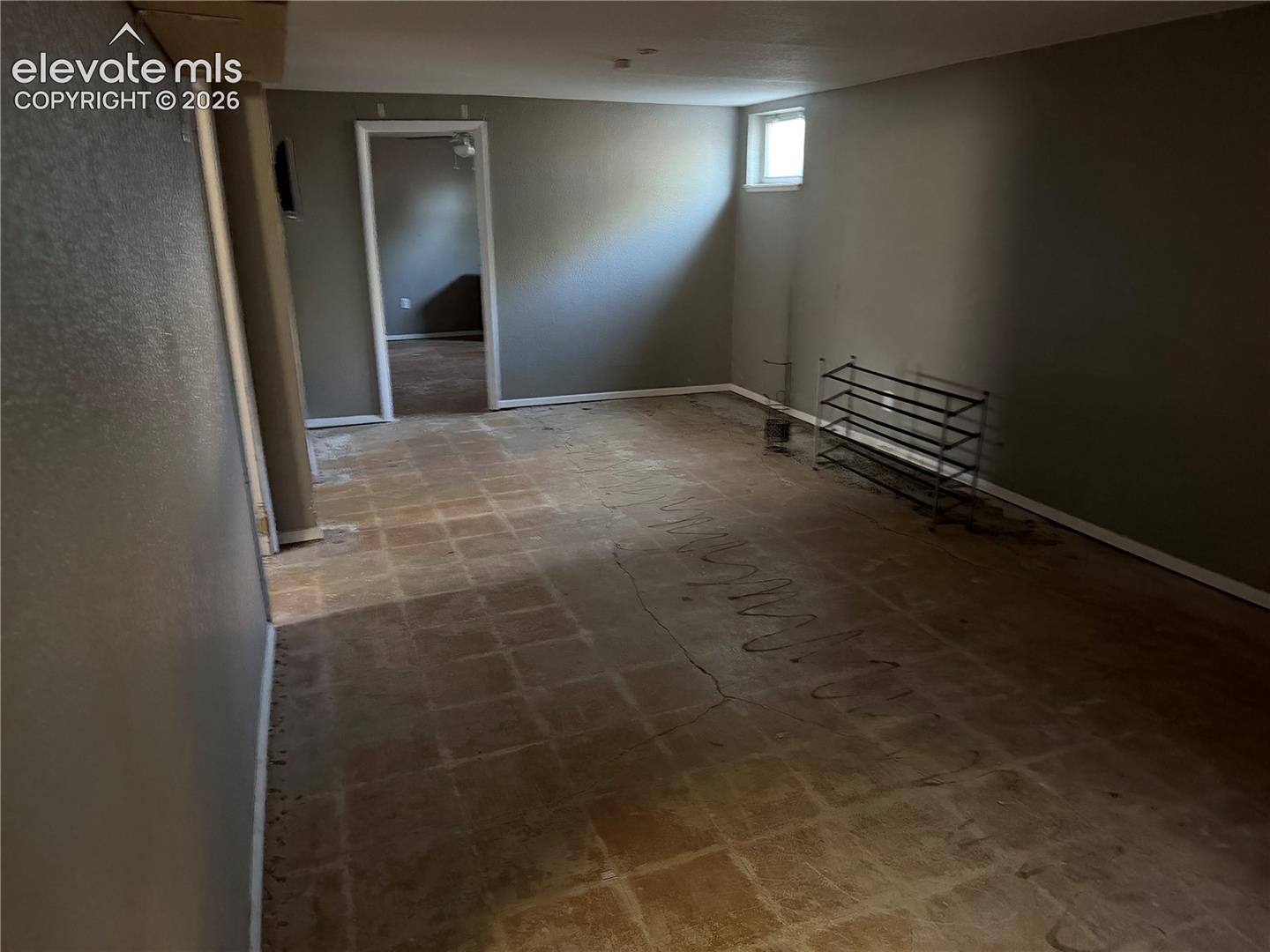 1227 Royale Drive, photo 13