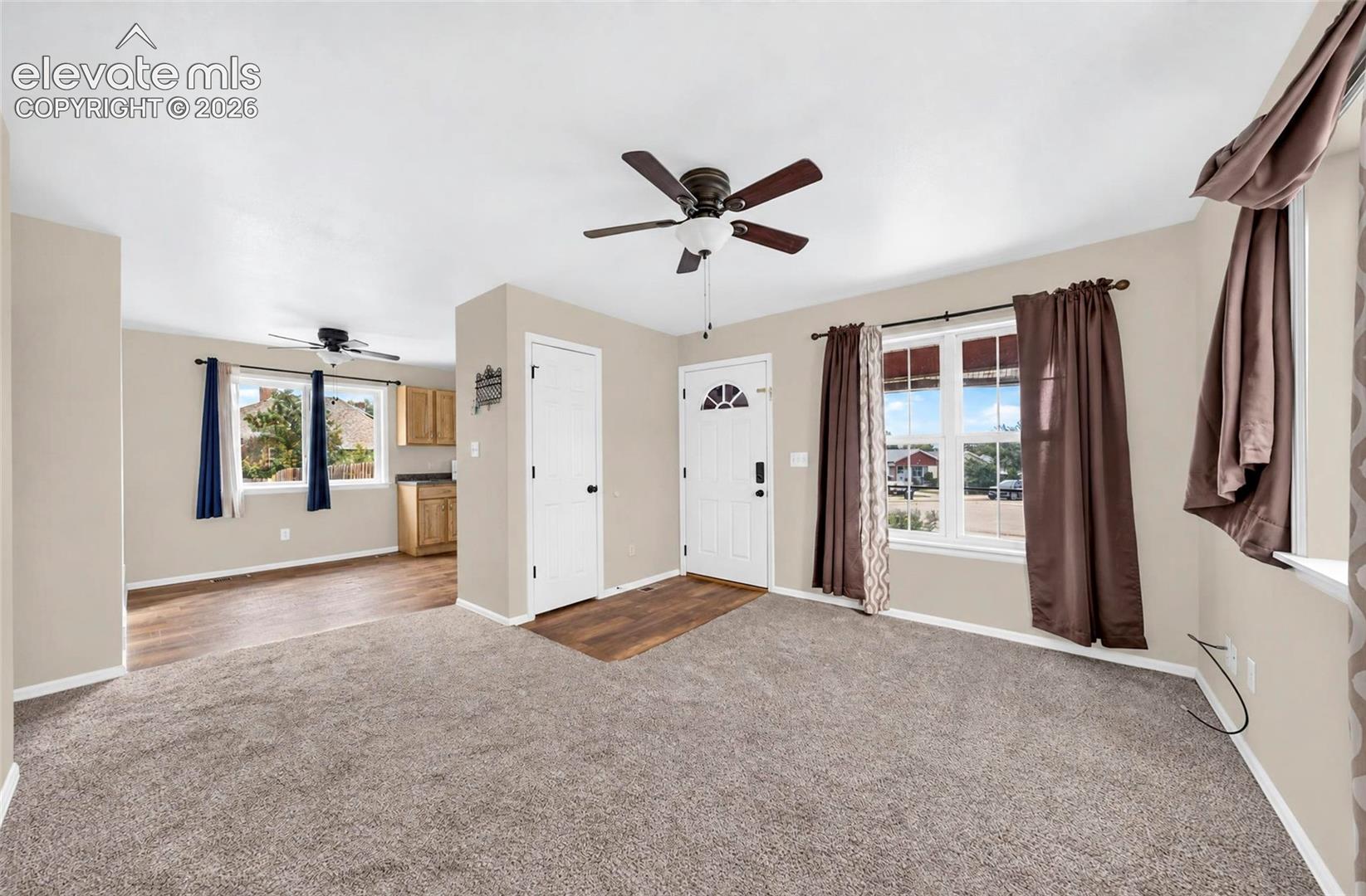 Listing photo 3 for 203 Red Finch Lane