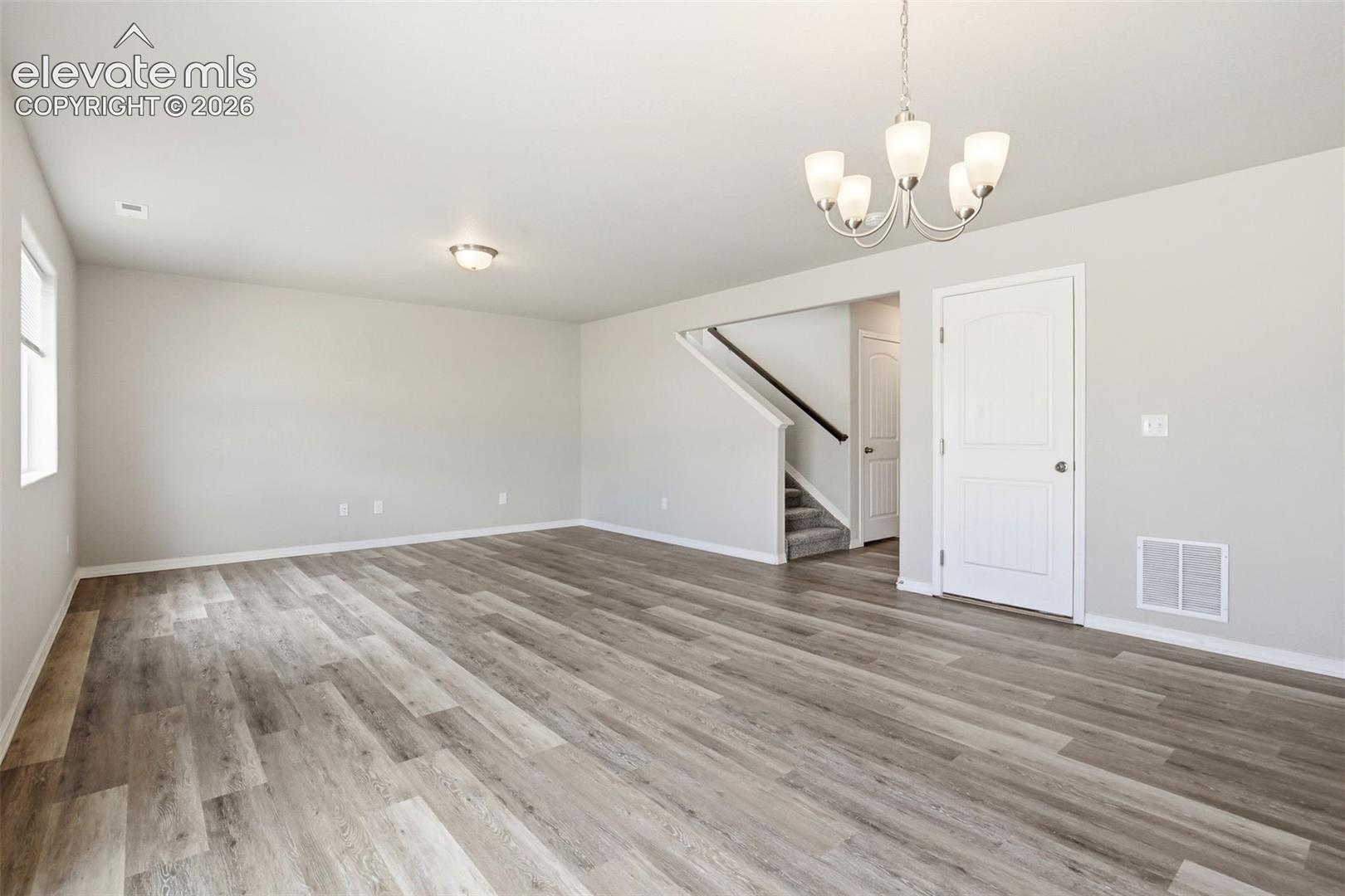 Listing photo 10 for 10725 Traders Parkway