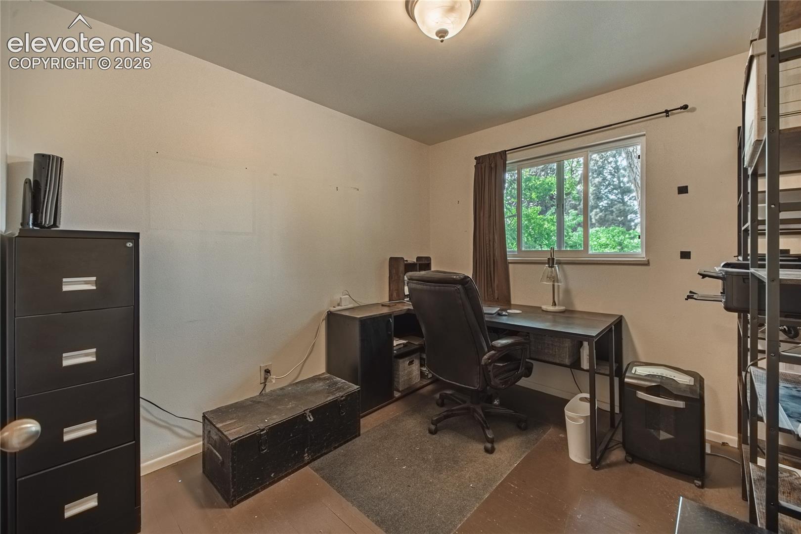 Listing photo 25 for 2512 E La Salle Street
