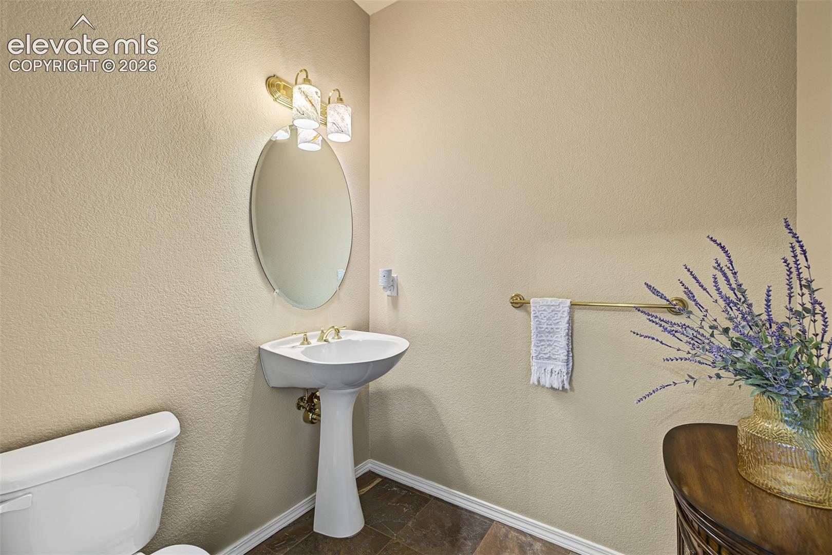 Listing photo 15 for 3530 Twisted Oak Circle