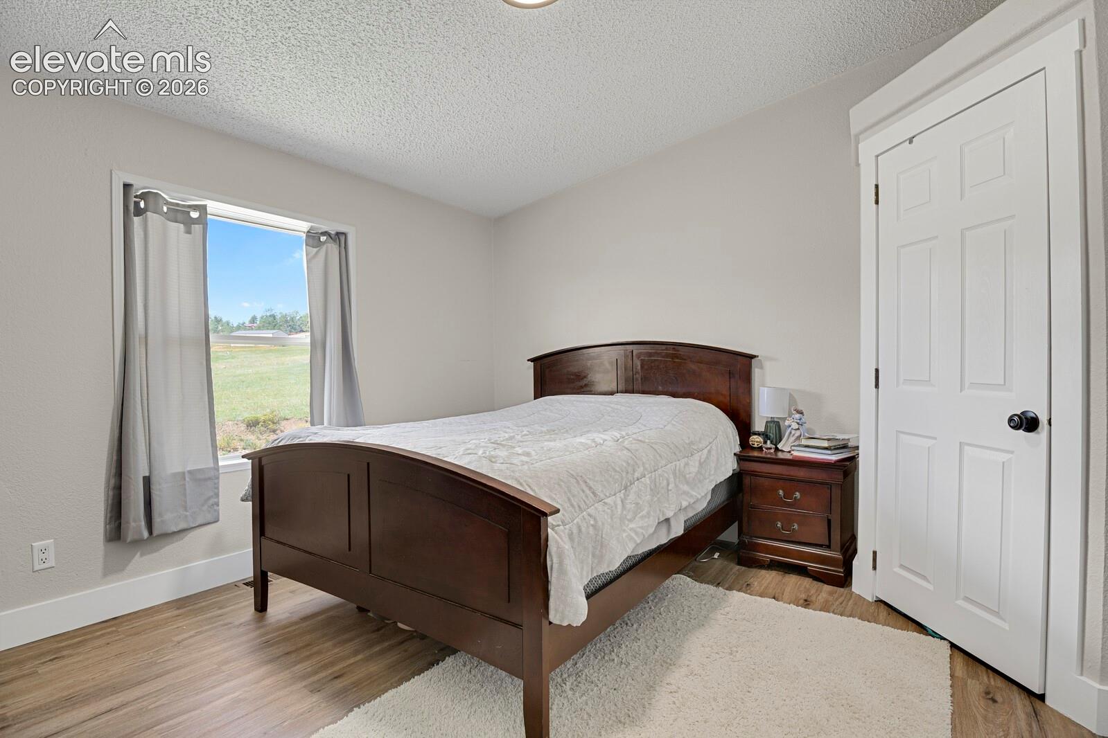 Listing photo 25 for 2329 Southpark Road