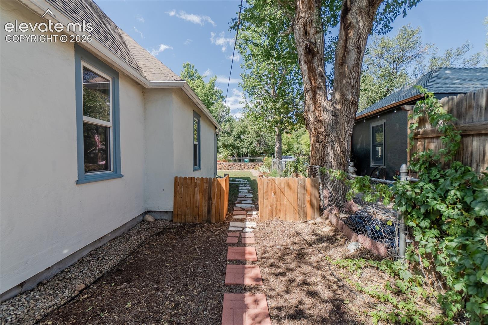 Listing photo 36 for 2701 Wood Avenue