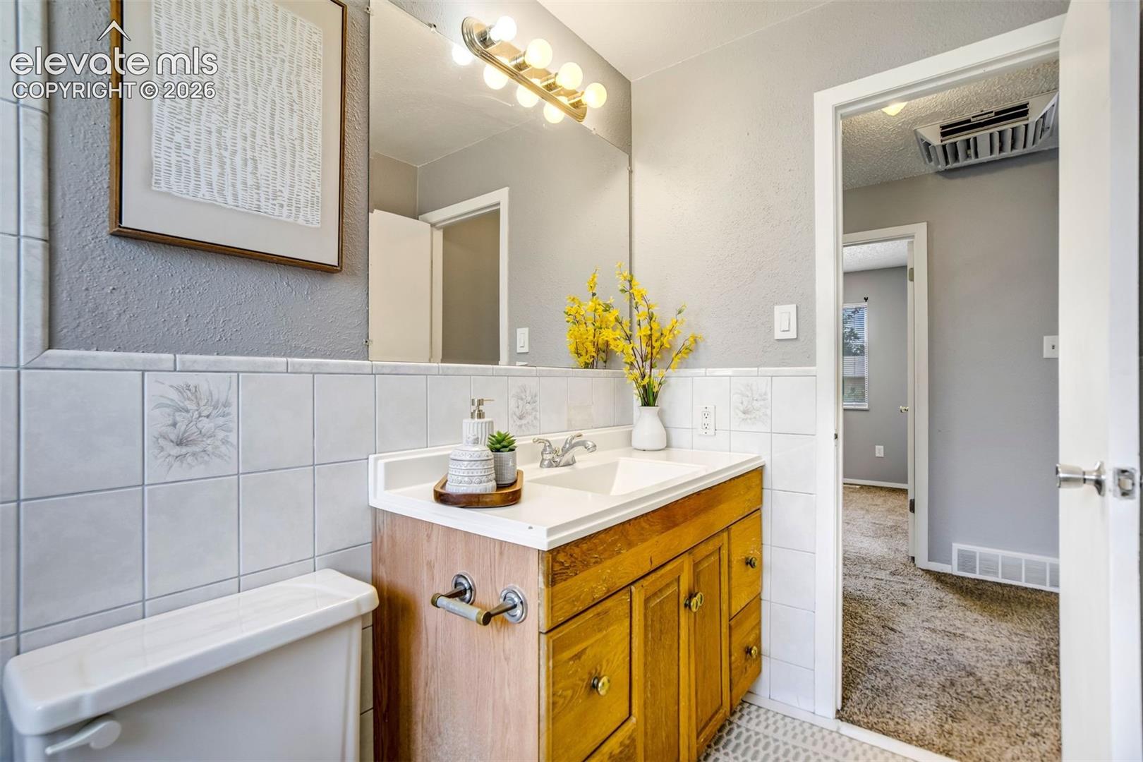 Listing photo 18 for 2408 Tucci Lane