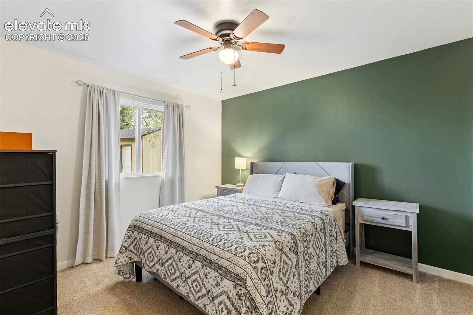Listing photo 13 for 2110 Frontier Drive