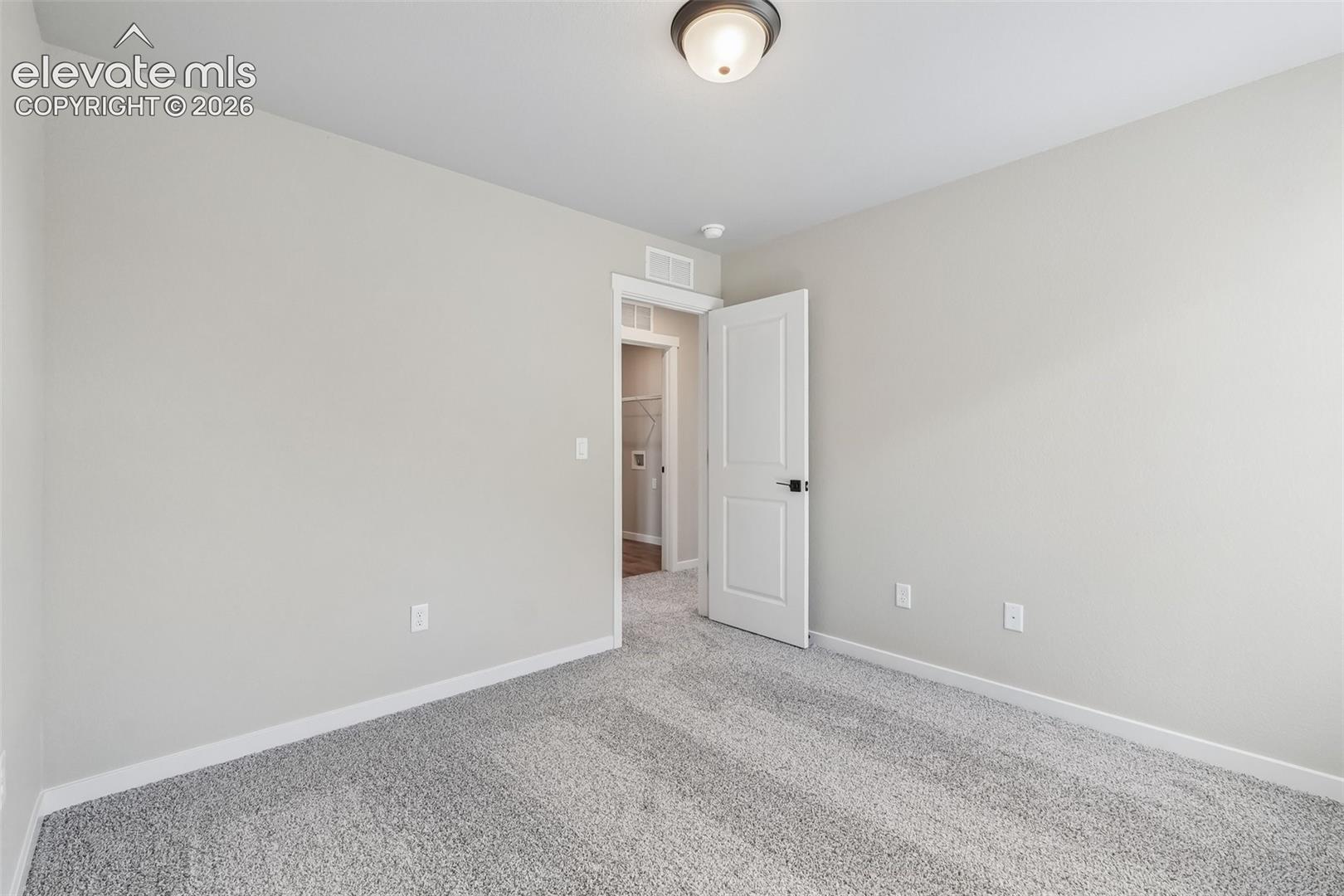 Listing photo 21 for 9696 Blaurock Drive
